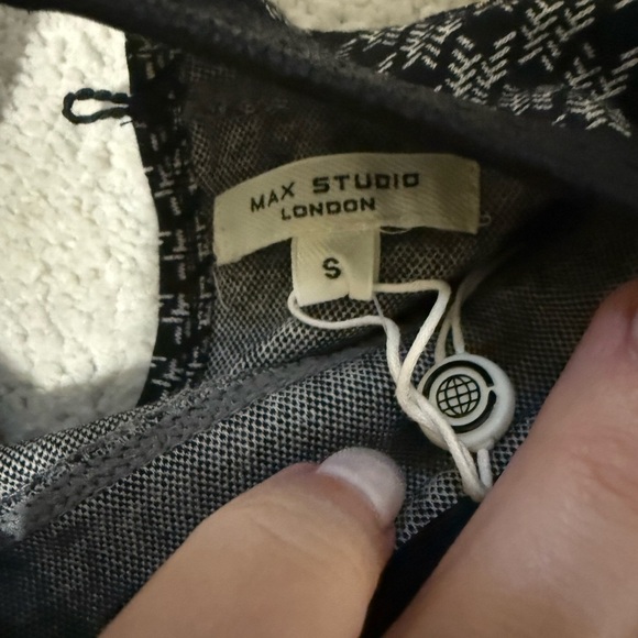 Nordstrom/ Max Studio🖤 Stylish Houndstooth Sweater - Brand New with Tags! 🖤 - Picture 3 of 4